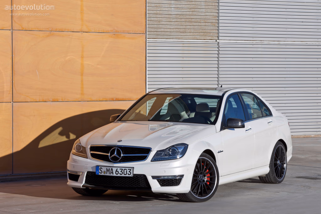 Mercedes-Benz C63 AMG